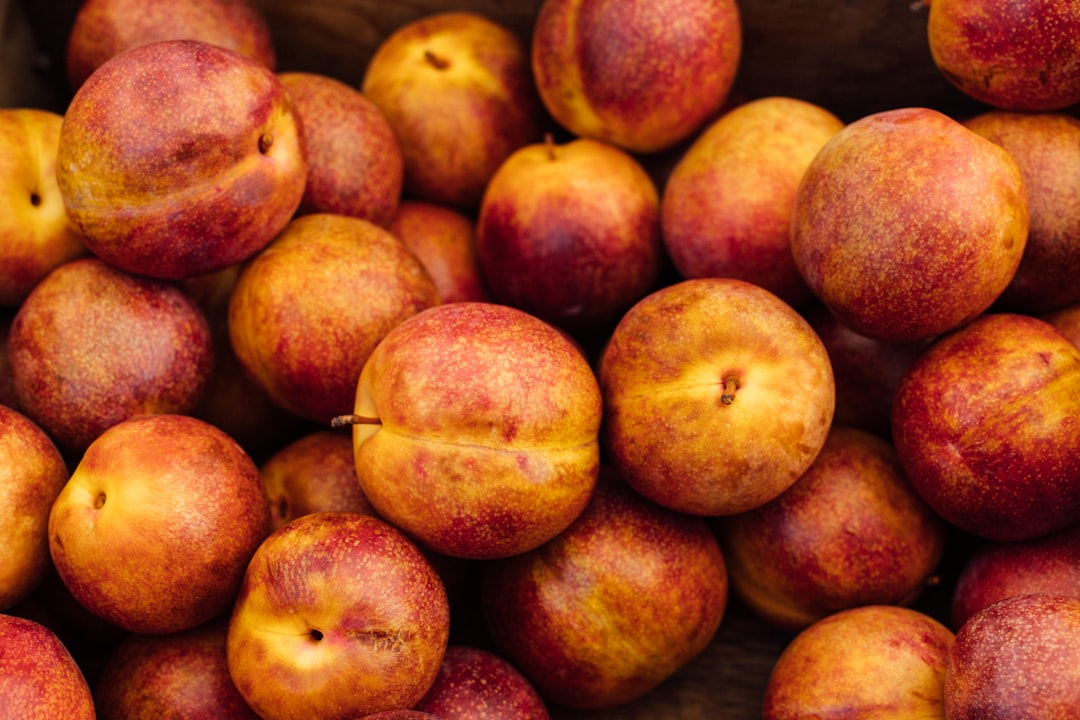 entdecken sie die gesundheitlichen vorteile der nektarine: reich an vitaminen, antioxidantien und ballaststoffen für ein starkes immunsystem und mehr energie.
